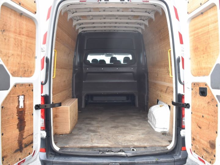 Vehiculo comercial Volkswagen Crafter Otro FG 35 L4H3 2.0 TDI 140CH PROCAB BUSINESS LINE TRACTION Blanc - 9