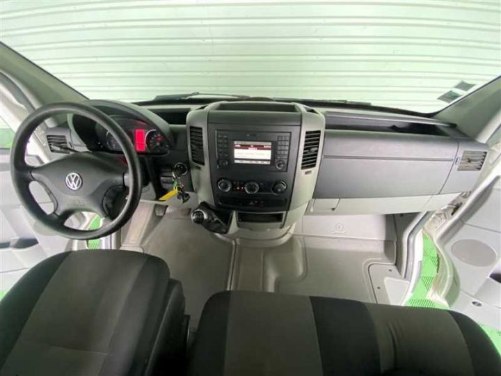 Vehiculo comercial Volkswagen Crafter Otro VAN 30 L2H2 2.0 TDI 136 FAP EURO5 BUSINESS LINE Blanc - 4