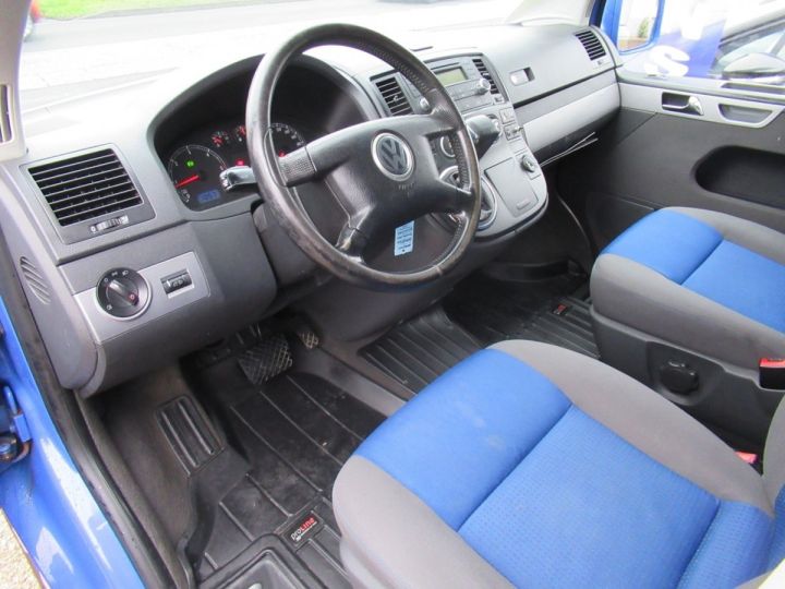 Vehiculo comercial Volkswagen Multivan Otro 2.5 TDI 174CH CONFORT TIPTRONIC Bleu Clair - 2