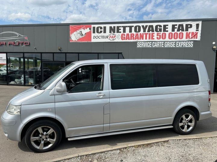 Vehiculo comercial Volkswagen Transporter Otro COMBI 2.5 TDI 174 Long 9pl Tiptronic A Gris - 9