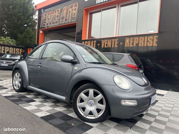 Volkswagen Beetle 1.6 102CH CARAT Gris - 1