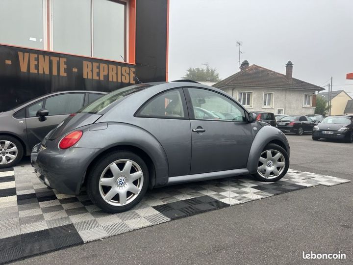 Volkswagen Beetle 1.6 102CH CARAT Gris - 7