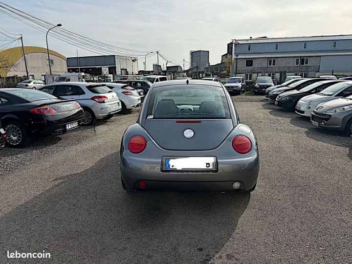 Volkswagen Beetle 1.9 TDI 100CH  - 6