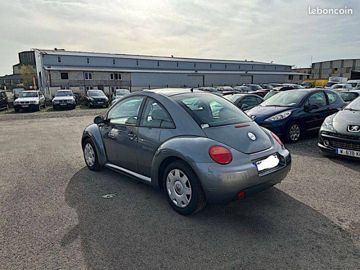 Volkswagen Beetle 1.9 TDI 100CH  - 7