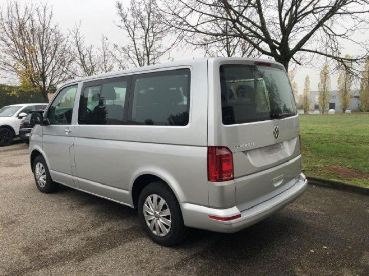 Volkswagen Caravelle 2.0TDI 150 CONFORTLINE DSG 8 PLACES     Diesel GRIS METAL - 15