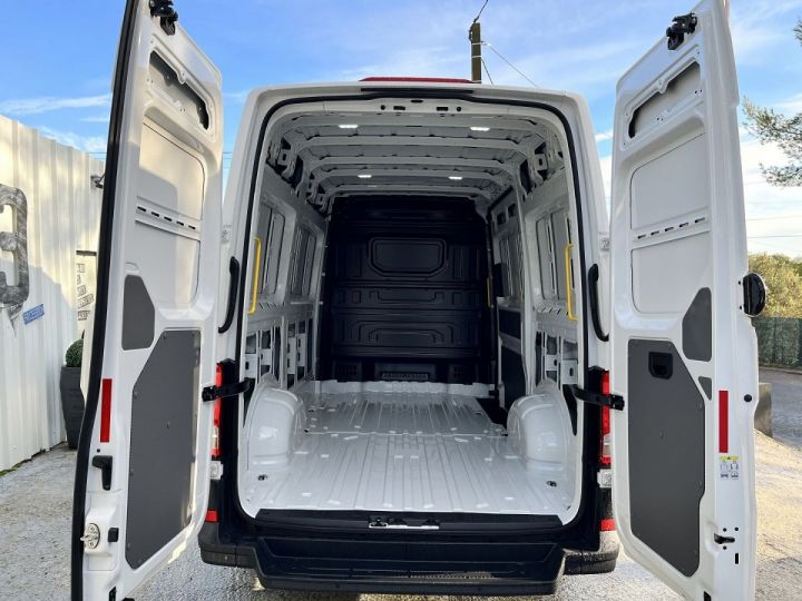 Volkswagen Crafter 30 L3H3 2.0 TDI 140CH BUSINESS PLUS TRACTION Blanc - 7