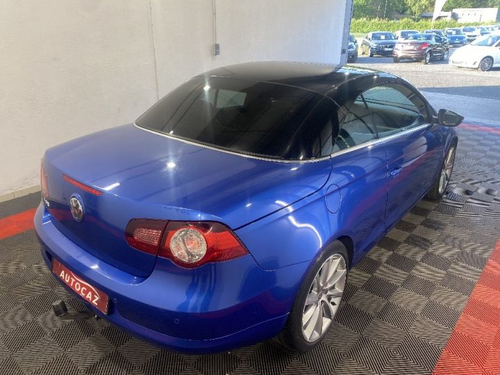 Volkswagen EOS 2.0 16S TDI 140 CR GT SPORTS CABRIOLET Bleu - 9