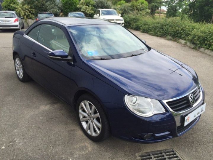 Volkswagen EOS CABRIOLET 2.0 TDI 140CV DSG      Diesel BLEU FONCE METAL - 16