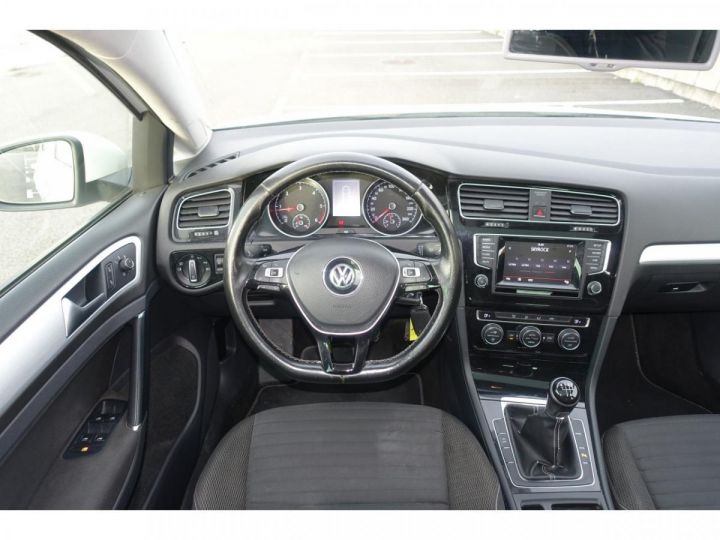 Volkswagen Golf 1.6 TDI 105ch BlueMotion Technology FAP Cup 5p Blanc métallisé - 10