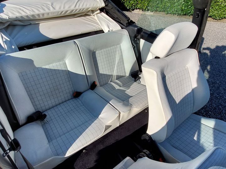 Volkswagen Golf 1 cabriolet 1800cc Blanc - 4