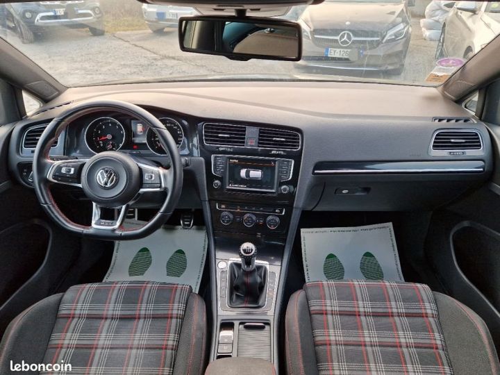 Volkswagen Golf 2.0 tsi 230 gti performance 06-2016 ACC FRONT ASSIST CAMERA PARK  - 9