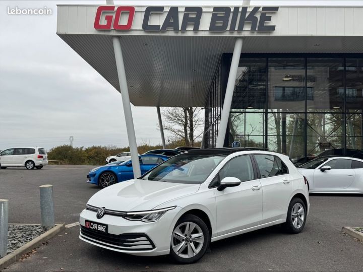 Volkswagen Golf 8 TDI 116 Garantie 6 ans Toit ouvrant Regul Adaptatif Carplay 389-mois Occasion