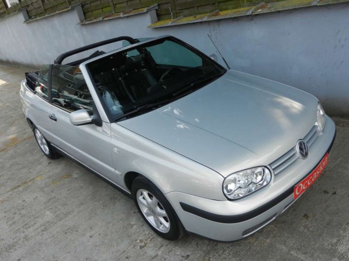 Volkswagen Golf Cabriolet 1.6i Highline Gris Métallisé - 9