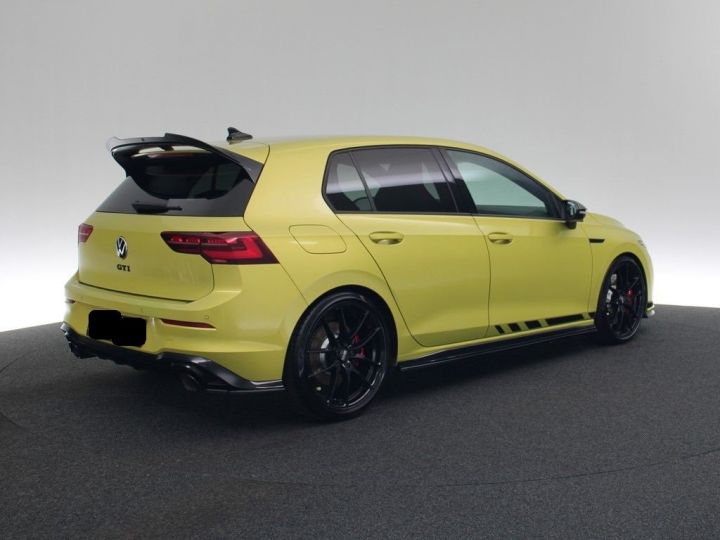 Volkswagen Golf GOLF VIII GTI CLUBSPORT JAUNE/VERT Occasion - 1