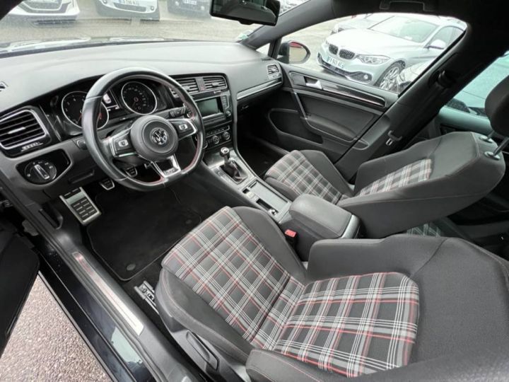 Volkswagen Golf GTI 2.0 TFSI 220cv BV6 Attelage Crit'air1 132.000Km INC. - 12