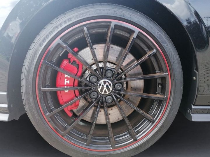 Volkswagen Golf GTI CLUBSPORT PERFORMANCE AKRAPOVIC NOIR Occasion - 1