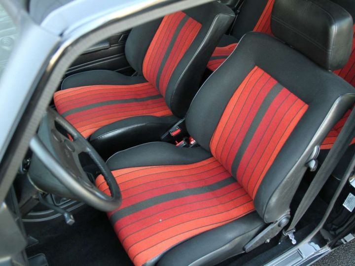 Volkswagen Golf Plus GTI 1800 Pirelli Chassis E Noir - 10