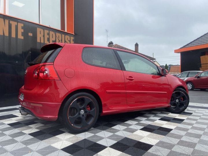 Volkswagen Golf V 2.0 TFSI 200CH GTI 3P Rouge - 2