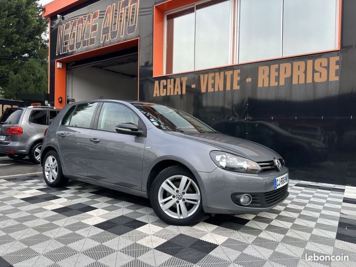 Volkswagen Golf VI 1.6 TDI 105CH BLUEMOTION FAP MATCH 5P Gris - 1