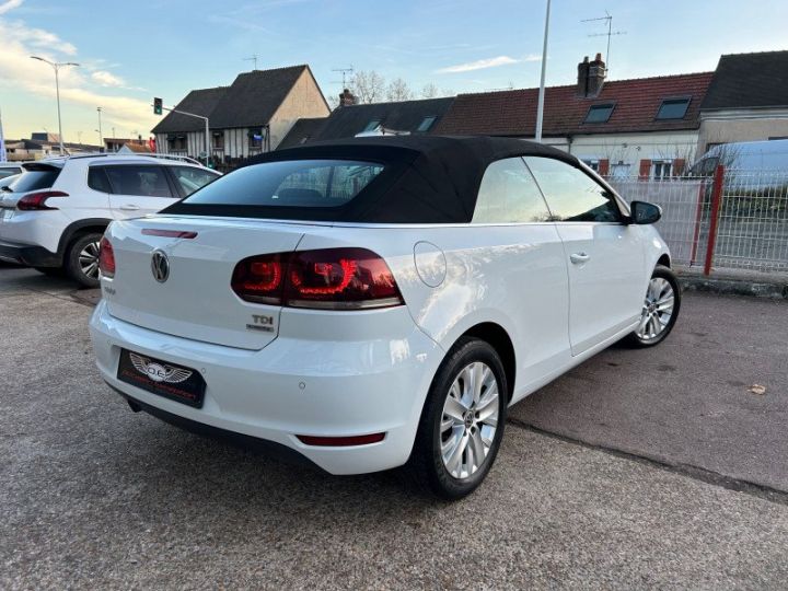 Volkswagen Golf VI CABRIOLET 1.6 TDI 105CH FAP Blanc - 14