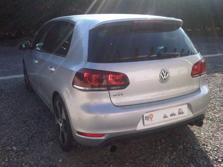 Volkswagen Golf VI GTI 5P DSG 211 CV     Essence GRIS CLAIR - 15