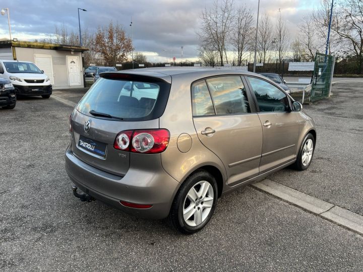 Volkswagen Golf VI Plus 1.6 TDI 105ch BlueMotion Confortline Clim Régulateur Attelage BEIGE - 4