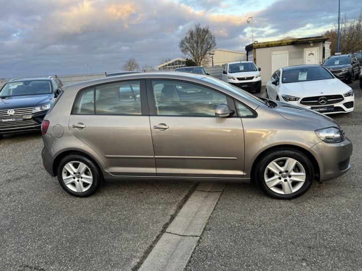 Volkswagen Golf VI Plus 1.6 TDI 105ch BlueMotion Confortline Clim Régulateur Attelage BEIGE - 7