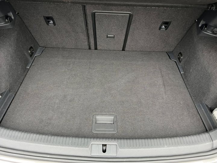 Volkswagen Golf VII 1.2 TSI 110ch BlueMotion Technology Confortline Allstar DSG7 GPS Carnet a Jour  - 20
