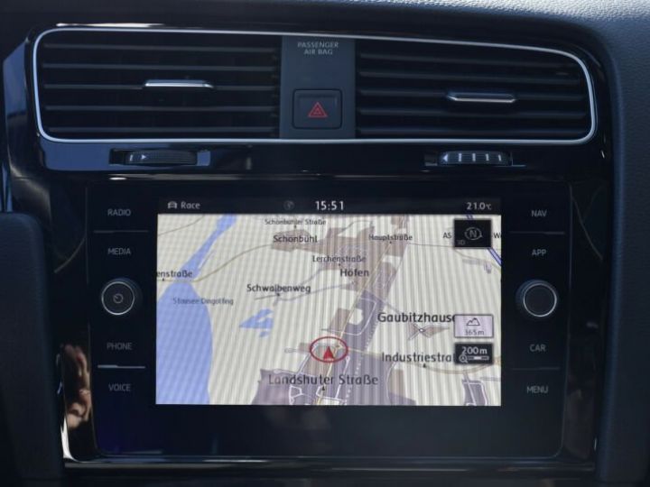 Volkswagen Golf VIII R / GPS / 1er Main / Bluetooth / Toit Panoramique / Garantie 12 mois Bleu - 7