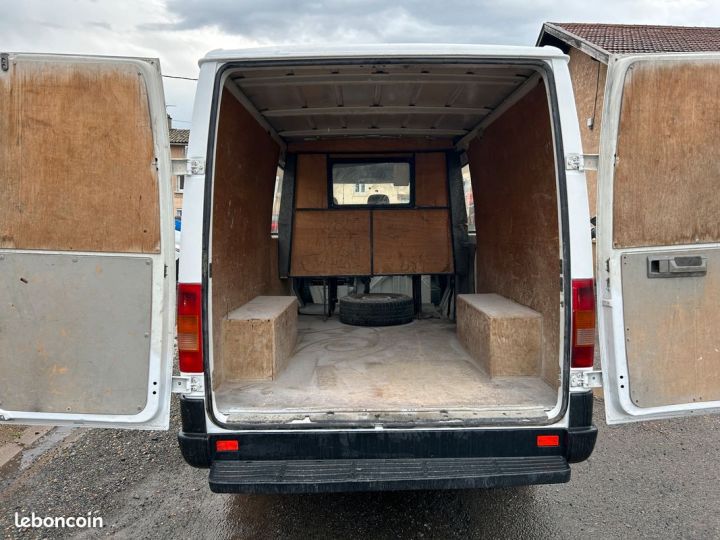 Volkswagen LT 32 L2H1 2.5 TDI 90 cv Année 2001 Blanc - 4