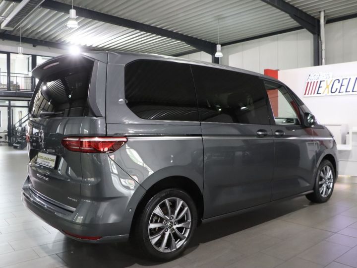 Volkswagen Multivan T7 Multivan STYLE eHybrid  218ch 7P T.Pano. 1èreM 360° Full cuir ACC HKardon Sièges AV,AR chauffants électriques , massants et ventilés AV TVA Récup.  Grise - 3