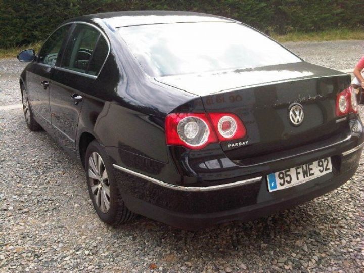 Volkswagen Passat CONFORTLINE 1.9 TDI 105      Diesel NOIRE - 10