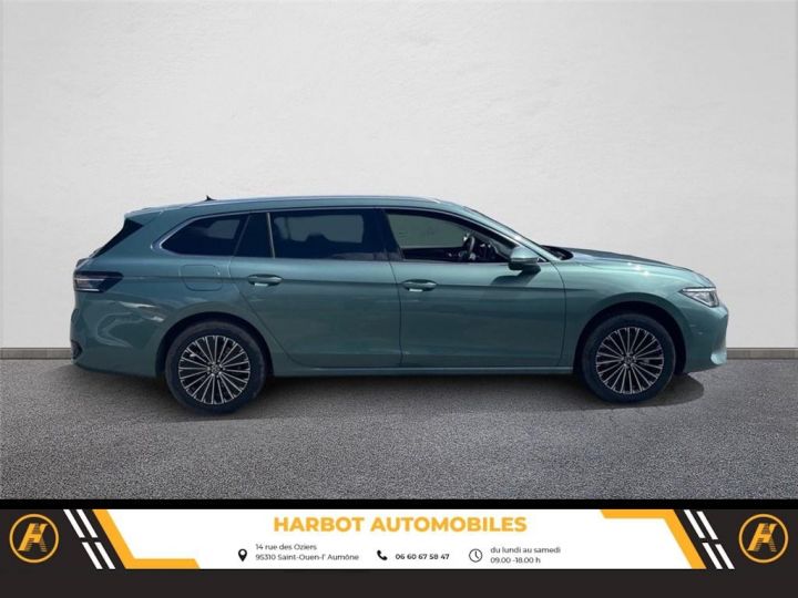 Volkswagen Passat ix 1.5 etsi opf 150 dsg7 elegance PEINTURE METALLISEE VERT MARIPOSITE - 4