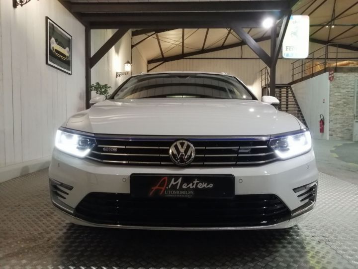 Volkswagen Passat SW 1.4 TSI 218 CV GTE DSG Blanc - 3