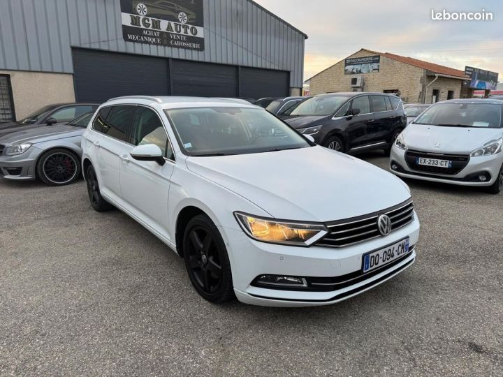 Volkswagen Passat sw 1.6 tdi 120 ch bluemotion technology confortline attelage remorque camera Blanc - 1