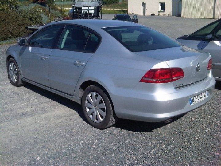 Volkswagen Passat TRENDLINE BUSINESS 1.6 TDI 105 CR FAP BlueMotion     Diesel GRIS METAL - 13