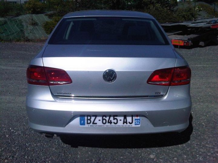 Volkswagen Passat TRENDLINE BUSINESS 1.6 TDI 105 CR FAP BlueMotion     Diesel GRIS METAL - 14