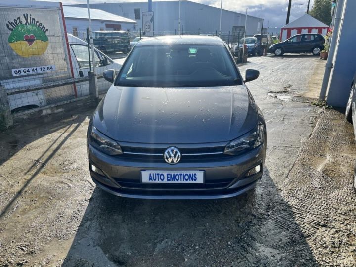 Volkswagen Polo 1.0 TSI - 95 VI AW Confortline PHASE 1 GRIS CLAIR - 2