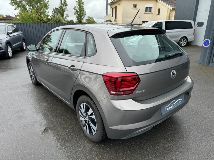 Volkswagen Polo 1.0 TSI Confortline Business dsg7 Gris - 4