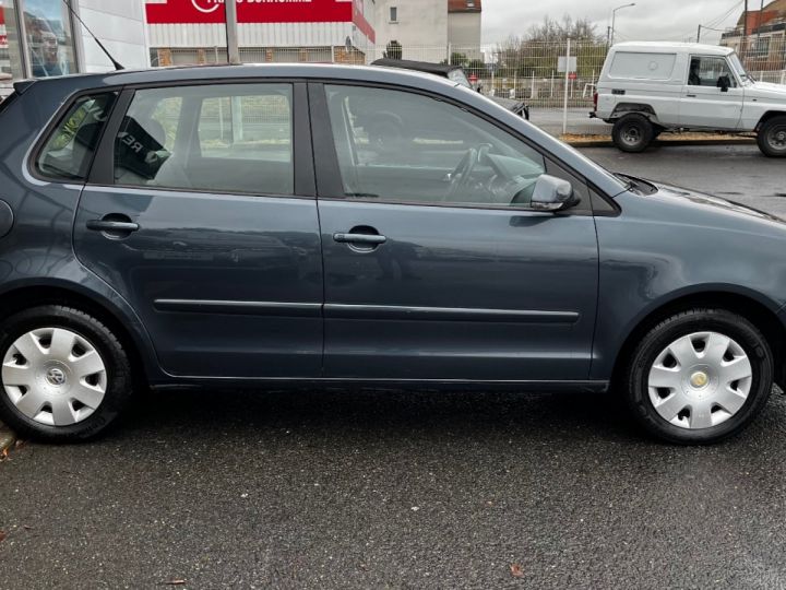 Volkswagen Polo 1.2 60 United Gris - 5