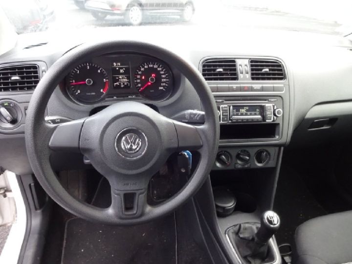 Volkswagen Polo 1.2 TDI 75 Concept Blanche - 8