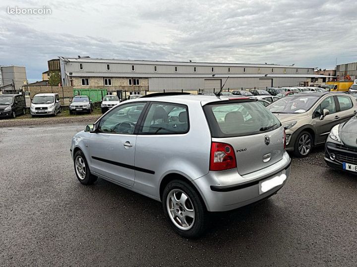 Volkswagen Polo 1.4 75CH 3P  - 7