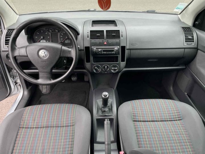 Volkswagen Polo 1.4 TDI(70CV Gris Laqué - 6