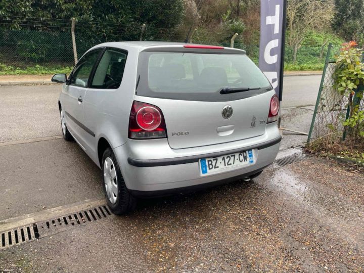 Volkswagen Polo 1.4 TDI(70CV Gris Laqué - 11