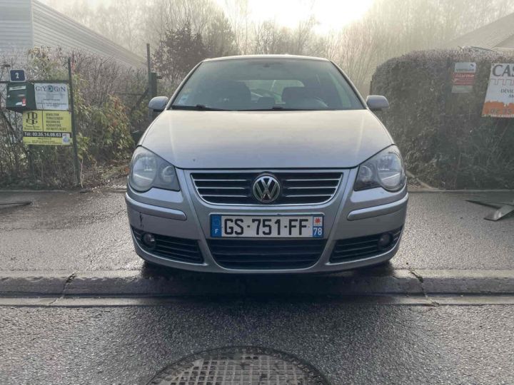 Volkswagen Polo 1.4 TDI 80CV Gris Laqué - 2