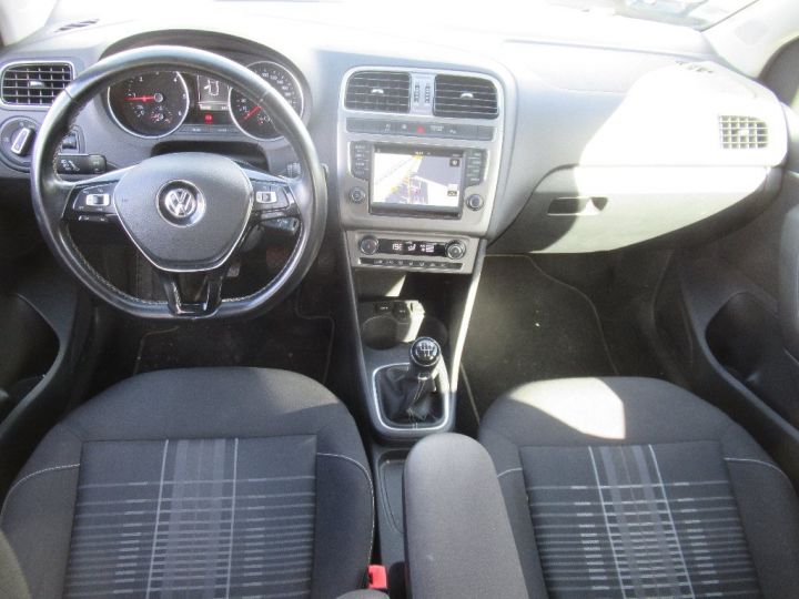 Volkswagen Polo 1.4 TDI 90 BlueMotion Technology Série Spéciale Lounge Grise - 9