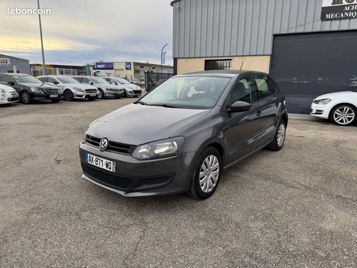 Volkswagen Polo 1.6 tdi 75 ch trendline 5 places Gris - 2