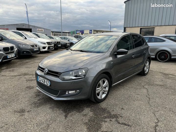 Volkswagen Polo 1.6 tdi 90 ch match Gris - 2