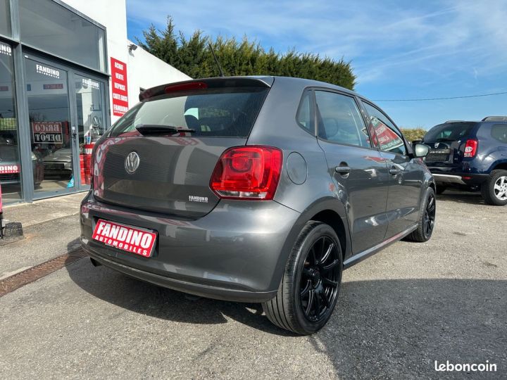 Volkswagen Polo 1.6 Tdi 90Ch Trendline Business Gris - 3