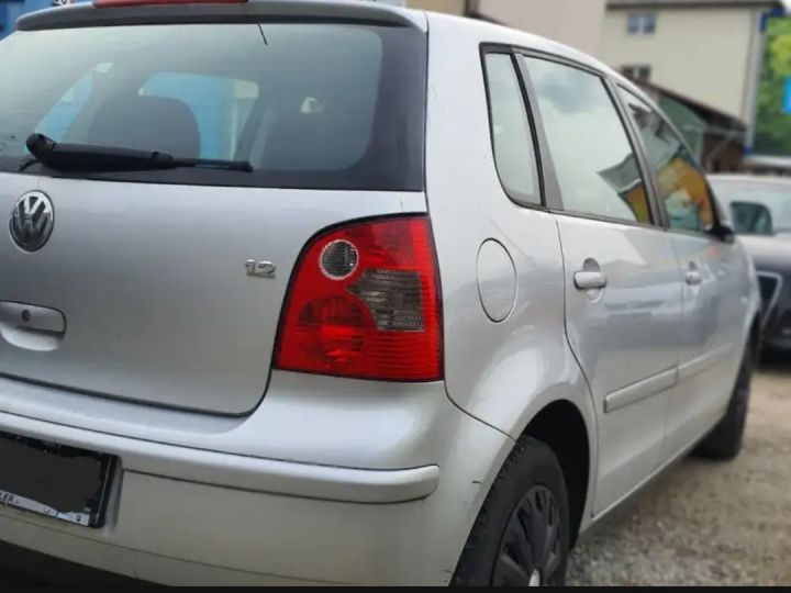 Volkswagen Polo Gris - 3